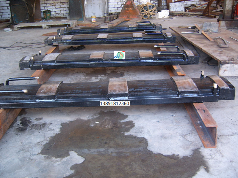 磁轭在中频炉上的应用